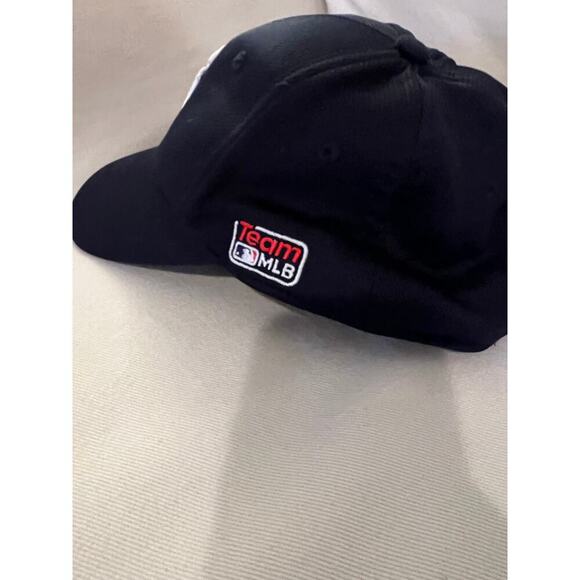 New York Yankees Strapback Adjustable Hat Cap MLB Baseball Black Youth - Picture 3 of 5